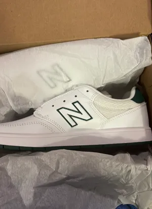 New Balance 425 White Green Sneakers NEW IN BOX! thumbnail 2