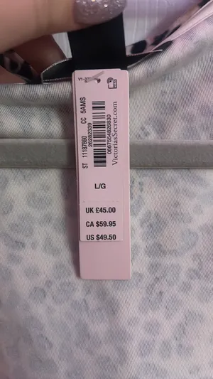 Victoria's Secret Cheetah Print Zip Up thumbnail 5