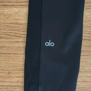 Alo Yoga Black Leggings With Mesh thumbnail 3