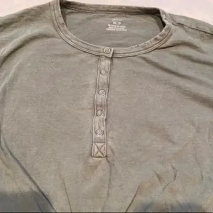 Aerie Green Vintage Wash‎ Snap Henley Cropped Knot Tie Front Longsleeve Size xs thumbnail 2