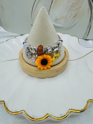 Sunflower & Bee Charm Bracelet – Silver Tone Floral Statement Bracelet thumbnail 6