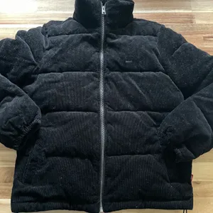 Levi’s Corduroy Puffer Jacket thumbnail 1