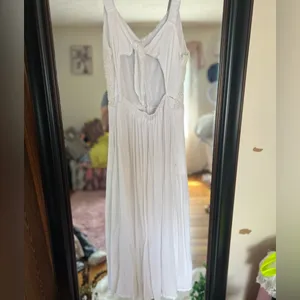 Jessica Simpson White maxi dress thumbnail 2