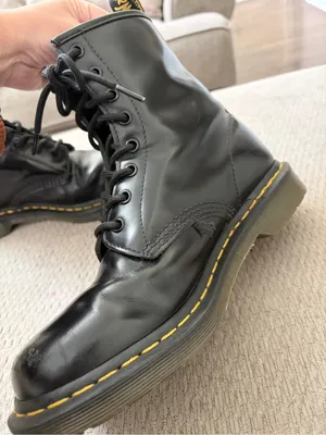 Dr. Martens Black 8-Eye Lace Up Boots Sz 9 thumbnail 4