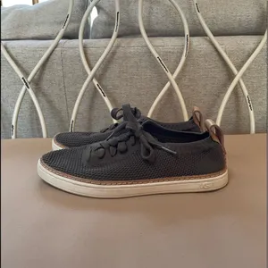 Ugg Sidney Lace Up Sneaker in‎ Green Size 7 thumbnail 3