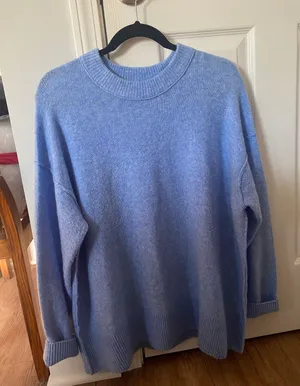 Aerie Unreal Sweater thumbnail 1