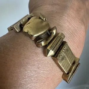 Vintage Gold Tone Back To School Teacher Charm Slide Bracelet thumbnail 5