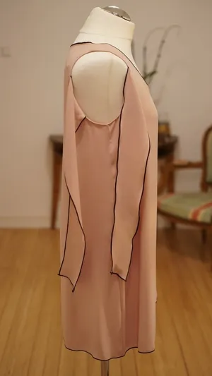 Zara Blush Pink Cold-Shoulder Midi Dress with Bow Sleeves EXCELLENT thumbnail 5