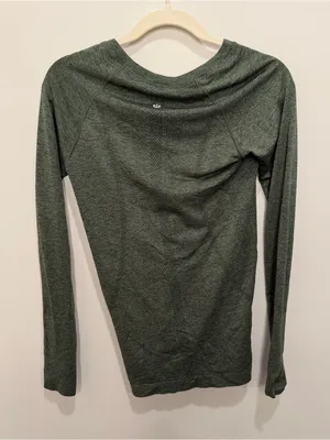 Lululemon Swiftly Tech Long Sleeve Shirt Green Heather Womens Size 6‎ Thumbholes thumbnail 3