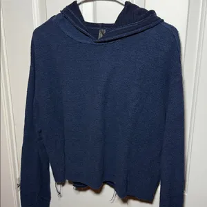 Vimmia Long Sleeve Crop Top thumbnail 2