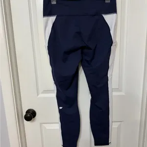 FABLETICS On-The-Go PowerHold High-Waisted pocket Legging navy white large‎ thumbnail 5
