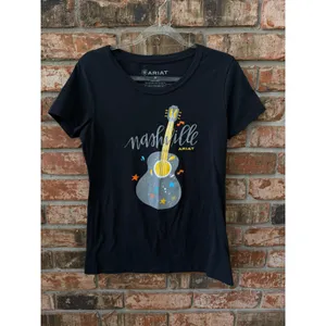 Ariat Nashville Graphic Tee Womens Size Medium Music Guitar Cowgirl thumbnail 3