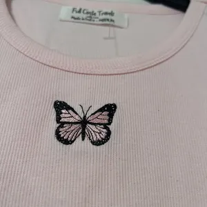 Pink butterfly top Size M thumbnail 2