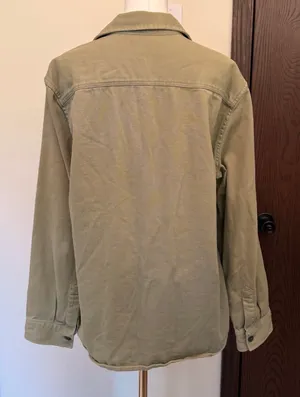 H&M green utility jacket slightly fitted chest pockets thumbnail 4