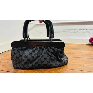 GUCCI Fall 2002 Tom Ford Classic Black Monogrammed GG Canvas Wood Handle Doctor thumbnail 3