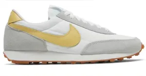 Nike Daybreak 'Summit White Saturn Gold' Classic Trainer Sneakers Size 7 thumbnail 1