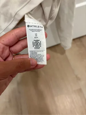 Athleta Transcend Long Sleeve Size XS thumbnail 4
