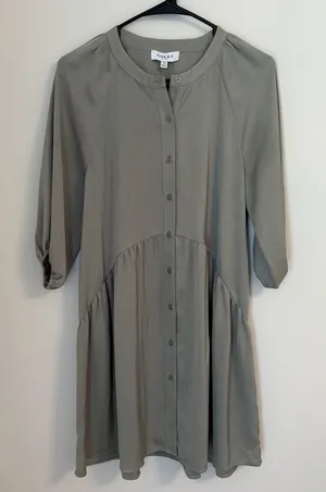 Gilli Sage Green Button Front Dress Womens Small Balloon Sleeve Tiered thumbnail 1