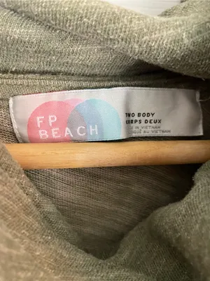 Free People Beach Heather Green Draped Cowl Neck Lightweight Pullover Size S/M thumbnail 3