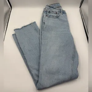 Abercrombie & Fitch Curve Love Mid Rise Straight Raw Hem Jean thumbnail 4
