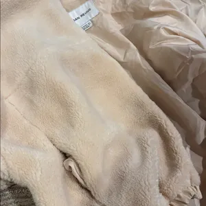 Women's Cream Fleece Jacket Size 2 thumbnail 3