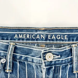 American Eagle Indigo Striped Hi‎ Rise Mom Jean Size 8 Blue NWT thumbnail 5