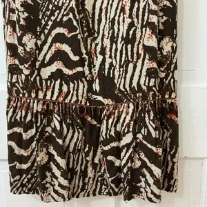 Kim Rogers Zebra Print Maxi Skirt L Flowy Boho Beaded Ruffle Dark Academia thumbnail 3