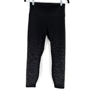 Lululemon Lunar New Year Wunder Under High-Rise Tight 25" Black Size 8 thumbnail 4