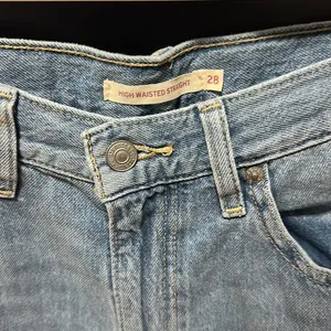 Levi's high waisted straight jeans thumbnail 2