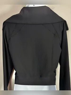 White Birch Black Cropped Ribbed Full Zip Active  Jacket Size Medium thumbnail 8