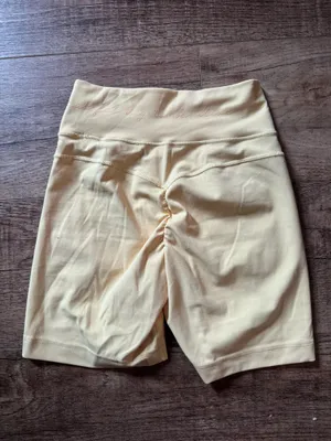 Whitney Simmons Gymshark Shorts thumbnail 2
