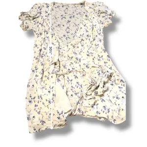 Reformation Ellwood Short Sleeve Wrap Mini Dress in Sinead White Blue Floral‎ M thumbnail 10