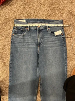 GAP Mid Rise Cuffed 90’s Loose Jeans in Medium Indigo Wash Size 28/6 Short NWT thumbnail 9