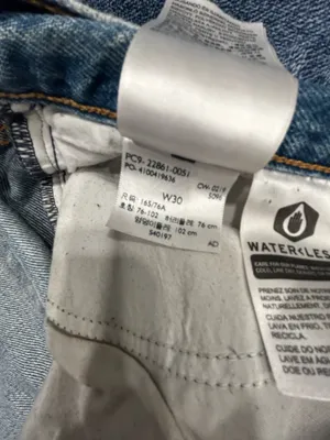 Levi’s Wedgie Jeans Button Fly Distressed thumbnail 4