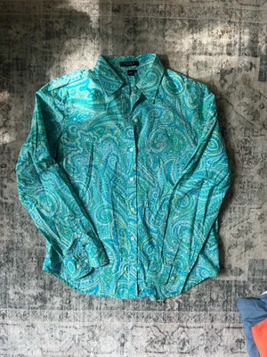 CHAPS Women’s Patterned Button-Down thumbnail 2