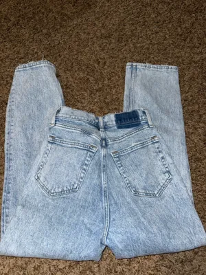 Abercrombie & Fitch thumbnail 4