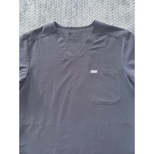 FIGS Women's Technical Collection Scrub Top Gray Short Sleeve V Neck Pocket Sz M thumbnail 2