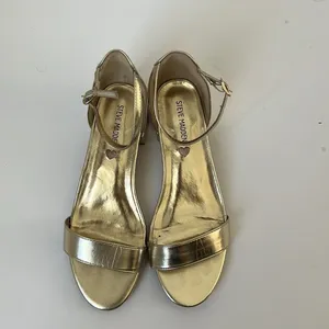 Steve Madden Women's Irenee Gold, size 5 ⬇️ thumbnail 2