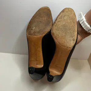 Salvatore Ferragamo VTG Vintage black leather pumps 6.5 B Narrow Florence Italy thumbnail 8