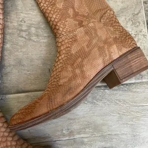 Baretraps Mallory Alligator Knee High‎ Boots 6 Brown Boho Western Comfort Shoes thumbnail 4