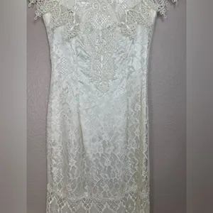 Loralie Original Vintage 90’s Off The Shoulder Lace Wedding Dress White size 4 thumbnail 4