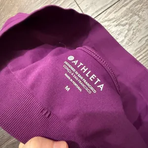 Athleta Women’s Medium Magenta Purple Unpadded Sports Bra thumbnail 3