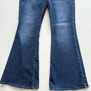 Lee High Rise Flare Jeans size 28 thumbnail 3