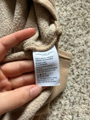 American Eagle Graphic Sweatshirt thumbnail 4
