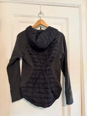 The North Face Endeavor Black Thermoball PrimaLoft Quilted Jacket thumbnail 5