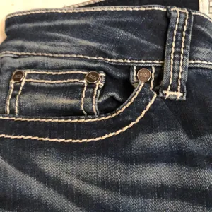 Bke cropped denim jeans thumbnail 6