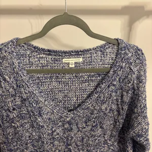 American Eagle Outfitters Blue Marled Cable Knit V-Neck Sweater thumbnail 3
