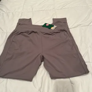 Halara leggings size M thumbnail 4