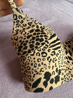 Victoria’s Secret Bathing Suit Top thumbnail 3