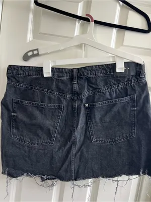 H&M Black Washed Denim Skirt thumbnail 4